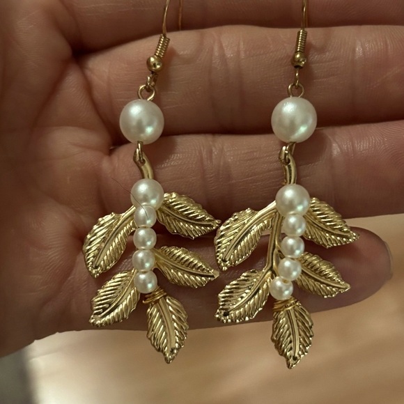 Jewelry - HANDMADE FAUX PEARL GOLD-TONE LEAF DROP HOOK 2.5" EARRINGS